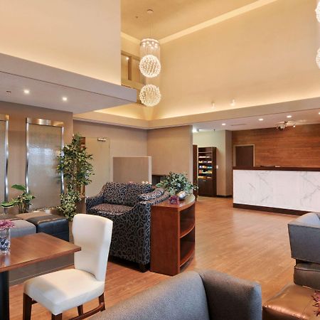 Days Inn By Wyndham Regina Airport West Интерьер фото